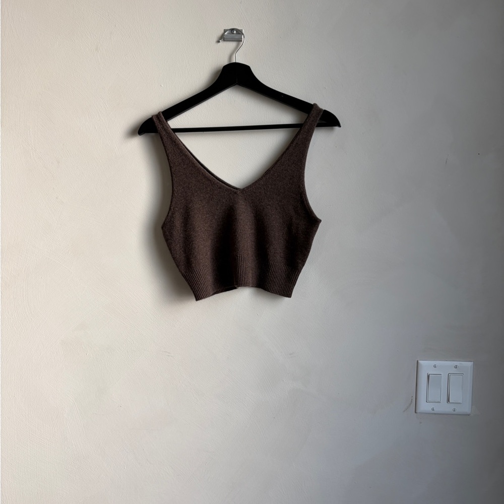 Quince Brown V‑Neck Knit Cashmere Cropped Tank